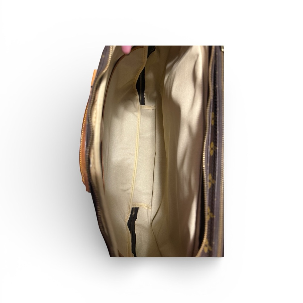 Louis Vuitton Monogram Alize w/ Certificate of Authenticity - Picture 11 of 15